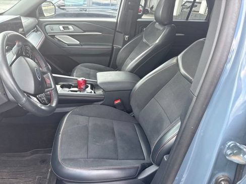 Used 2025 Ford Explorer ST w/ Sun And Sound Package AWD/4WD image 40