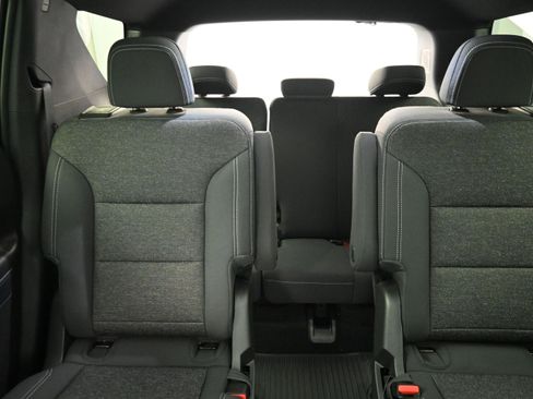 New 2026 Chevrolet Traverse LT w/ Driver Confidence Package FWD image 33