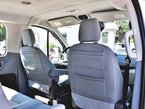 Used 2019 Ford Transit 350 XLT RWD image 17