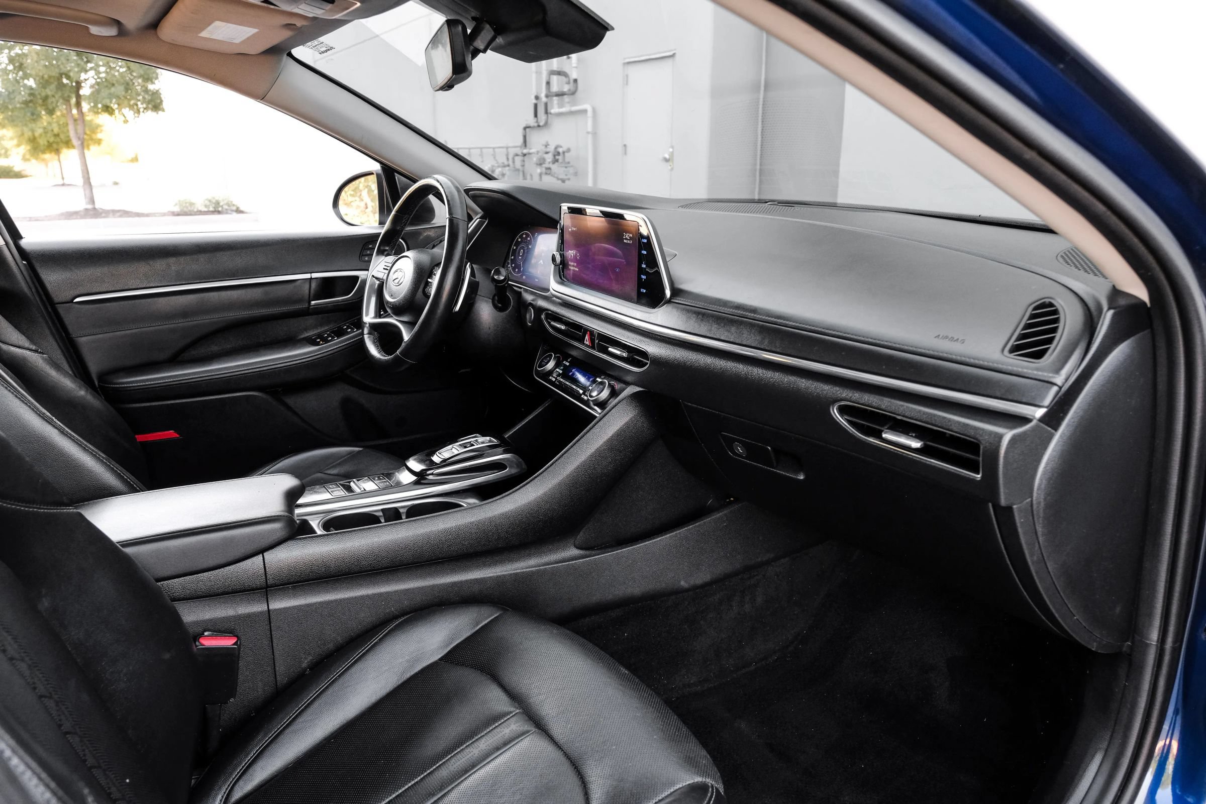Used 2022 Hyundai Sonata Limited FWD image 17