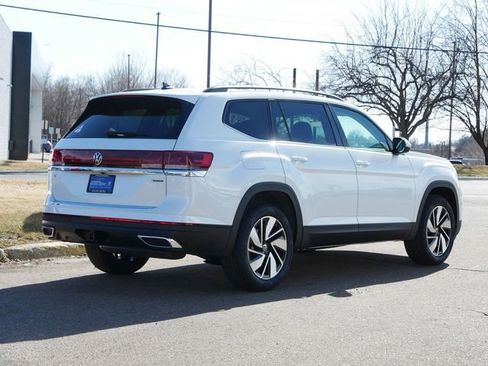New 2026 Volkswagen Atlas SE image 2