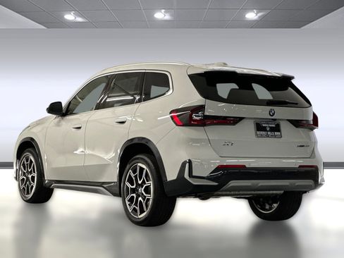 Used 2025 BMW X1 xDrive28i w/ Convenience Package image 3