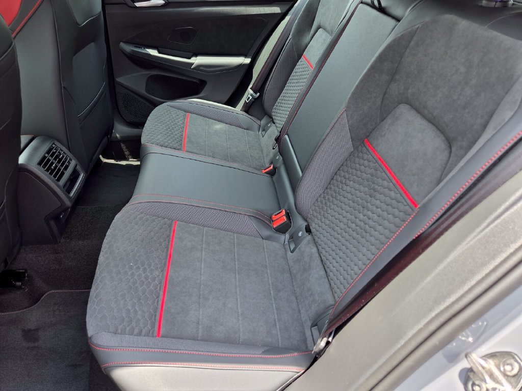 New 2026 Volkswagen GTI SE FWD image 24
