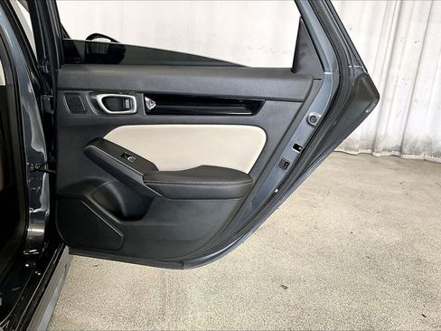 Used 2024 Honda Civic Touring image 23