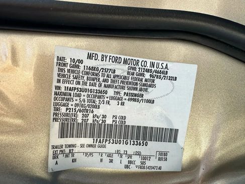 Used 2001 Ford Taurus SE image 34