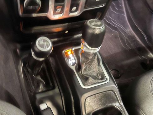 Used 2021 Jeep Wrangler Willys image 26