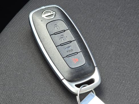 Used 2025 Nissan Sentra S FWD image 31