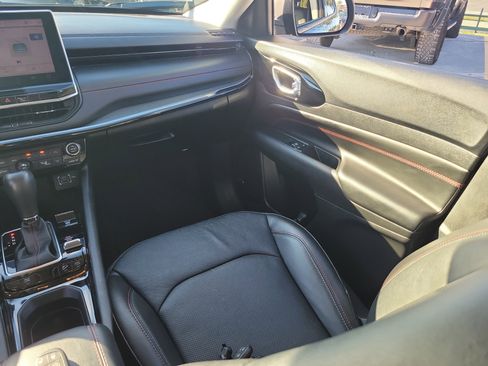 Used 2022 Jeep Compass Trailhawk w/ Trailhawk Elite Group image 16