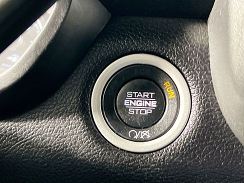 Used 2024 RAM 3500 Big Horn image 24