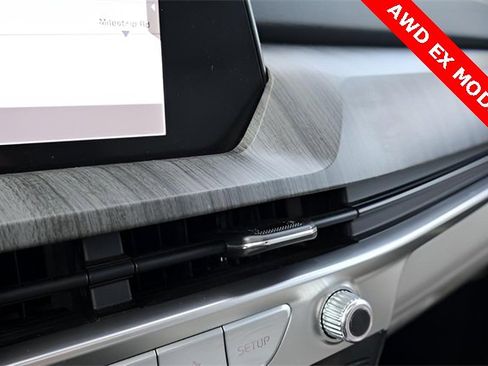 Used 2024 Kia Telluride EX image 26