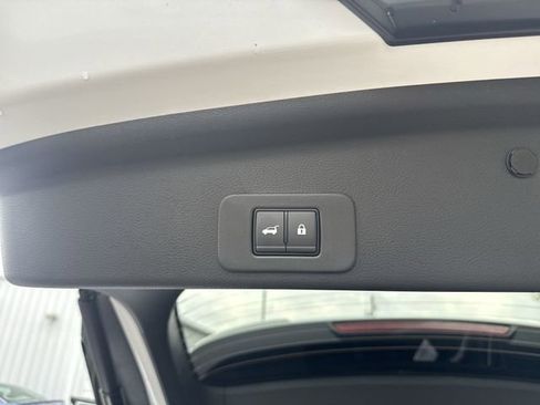 New 2025 Nissan Murano SL image 13