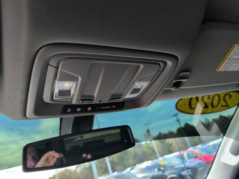 Used 2020 Chevrolet Silverado 1500 LTZ image 25