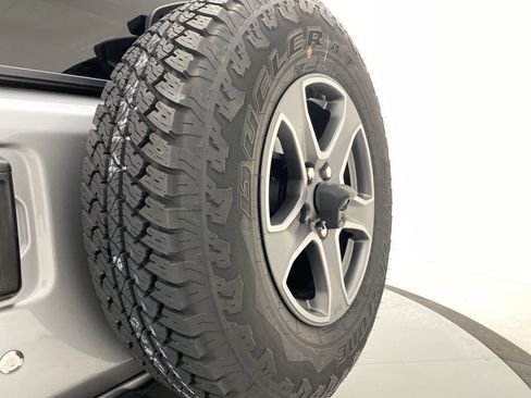 Used 2018 Jeep Wrangler Unlimited Sport S image 20