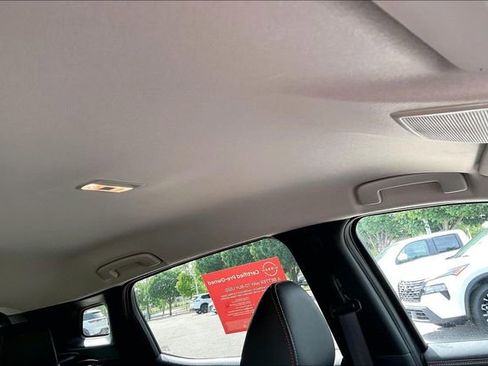 Certified 2025 Nissan Kicks SR w/ Interior Electronics Package FWD image 20