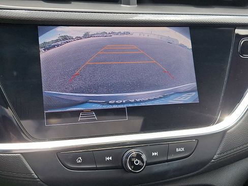 Certified 2023 Buick Encore GX Essence w/ Experience Buick Package image 18