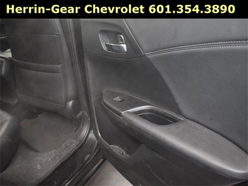 Used 2017 Honda Accord EX-L image 21