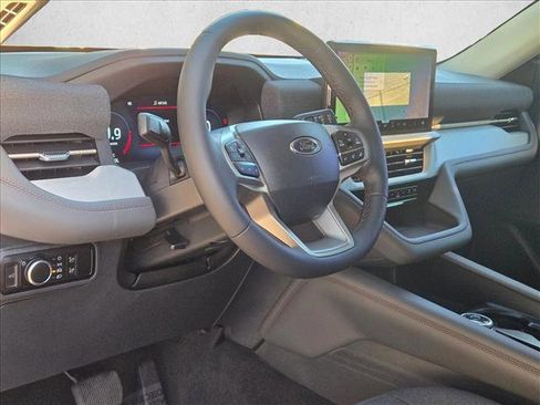 New 2026 Ford Explorer Active image 3