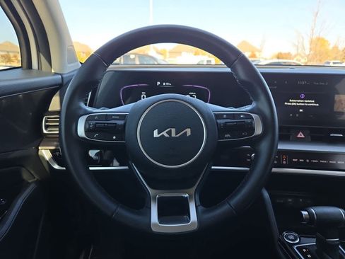 Used 2023 Kia Sportage EX image 21