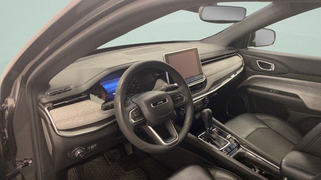 Used 2023 Jeep Compass Latitude w/ Convenience Group AWD/4WD image 15