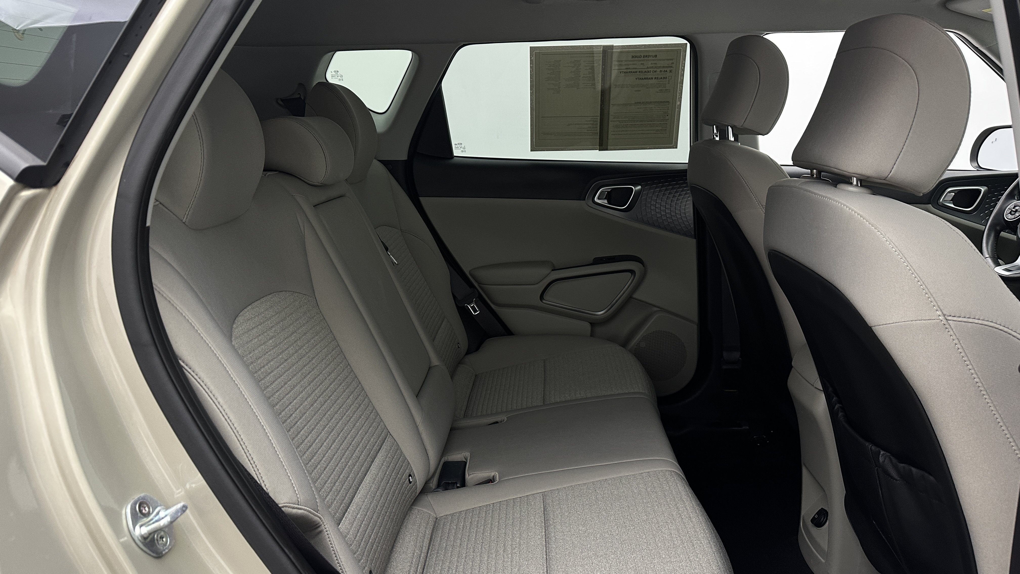 Used 2020 Kia Soul EX FWD image 36