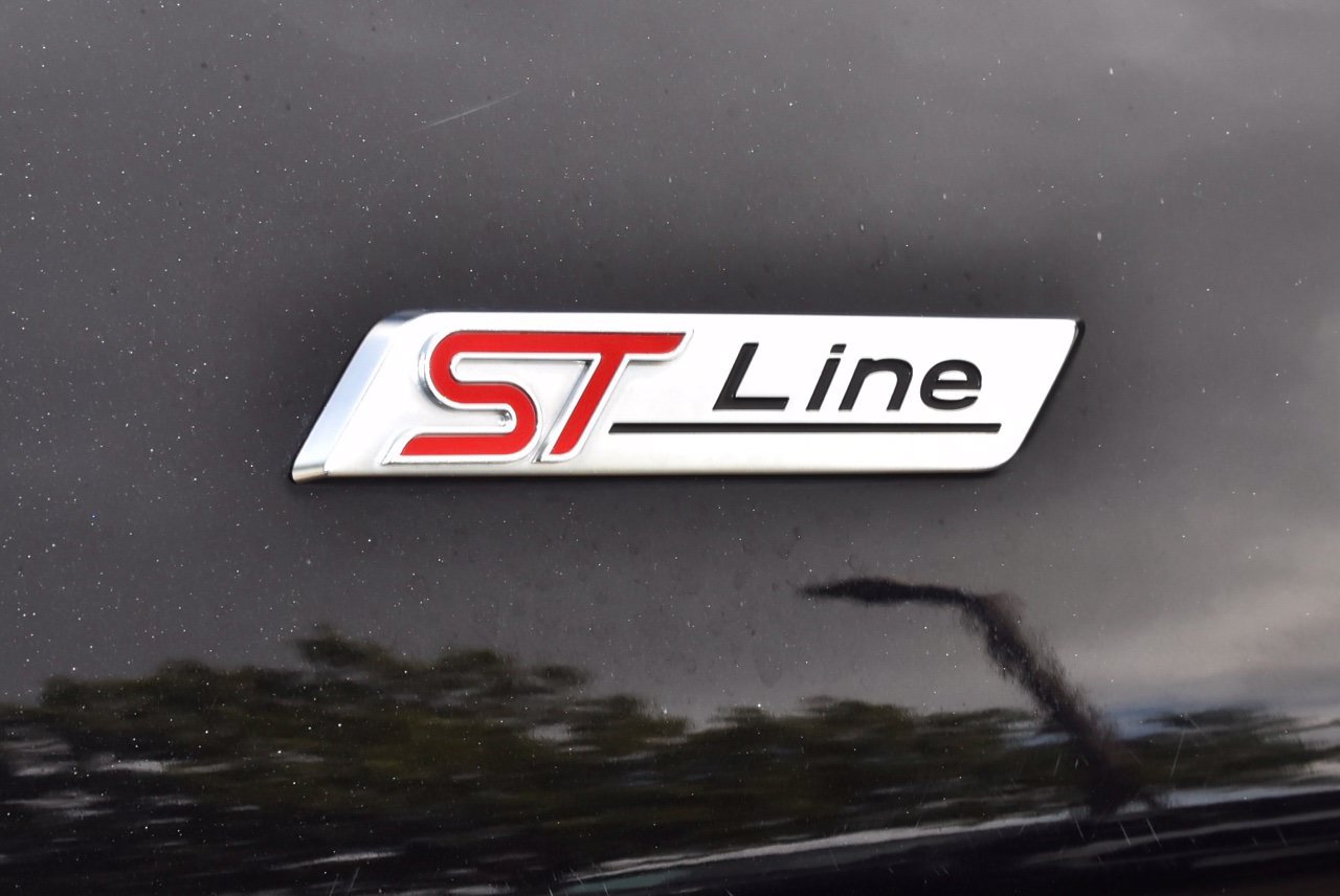 Used 2025 Ford Explorer ST-Line w/ ST-Line Street Pack AWD/4WD image 41