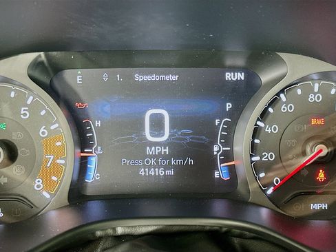 Used 2025 Jeep Compass Limited image 19