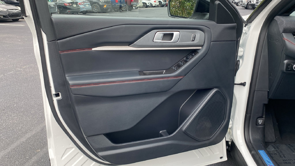 New 2027 Ford Explorer ST-Line AWD/4WD image 17