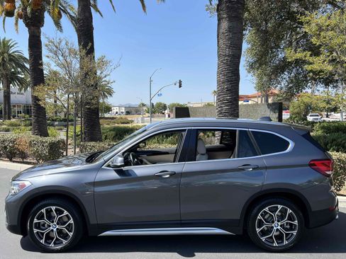 Used 2021 BMW X1 sDrive28i w/ Convenience Package FWD image 19
