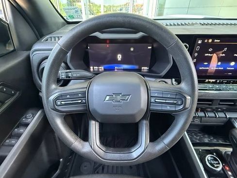 Used 2024 Chevrolet Colorado Trail Boss AWD/4WD image 22