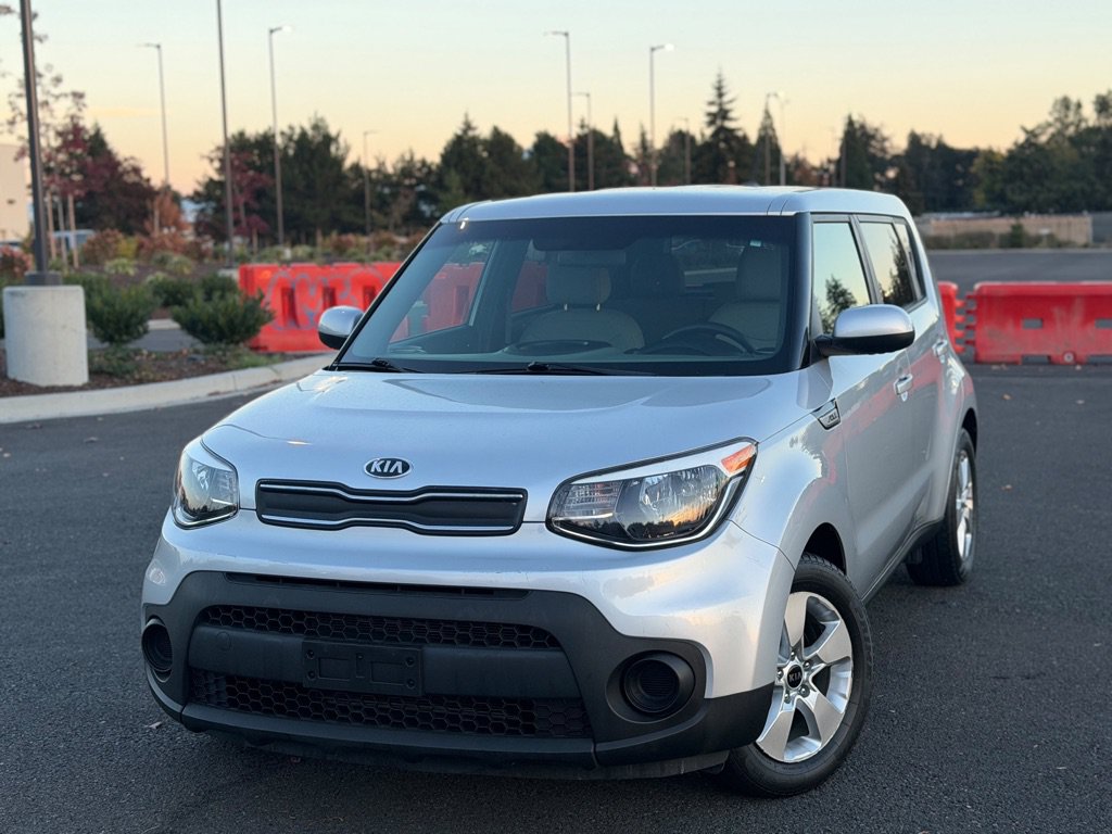 Used 2018 Kia Soul FWD image 1