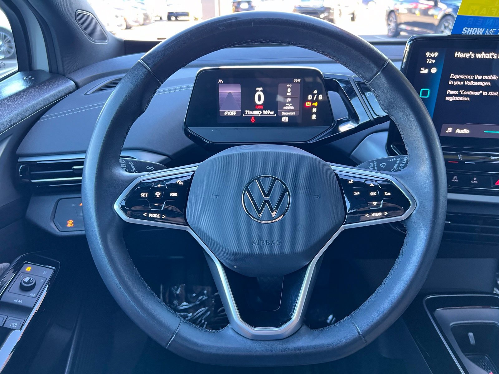 Used 2024 Volkswagen ID.4 2WD image 33