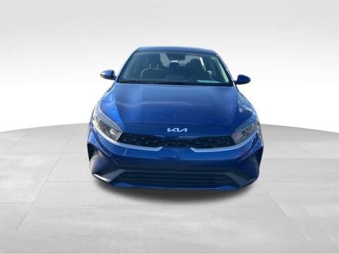 Certified 2024 Kia Forte LXS image 3