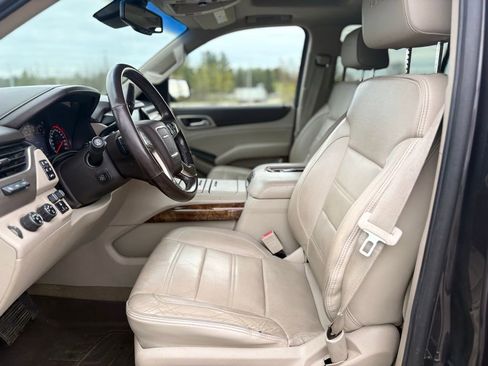 Used 2015 GMC Yukon XL Denali w/ Premium Package AWD/4WD image 11