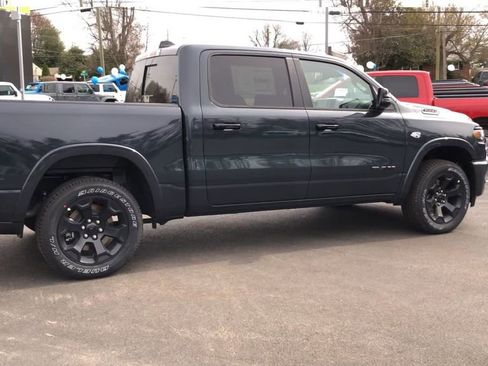 New 2026 RAM 1500 4x4 Crew Cab image 8
