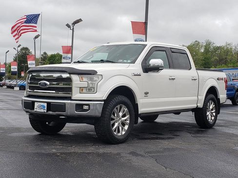 Used 2015 Ford F150 King Ranch w/ Equipment Group 601A Luxury AWD/4WD image 8