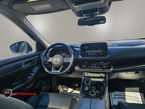 Used 2021 Nissan Rogue SL w/ Premium Package AWD/4WD image 16