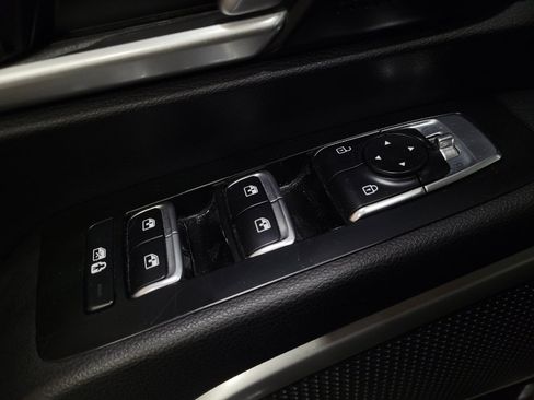 Used 2022 Kia Telluride S AWD/4WD image 27