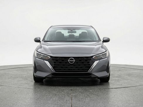 Used 2025 Nissan Sentra S FWD image 2