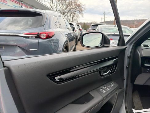 Used 2025 Honda CR-V Sport Touring image 17