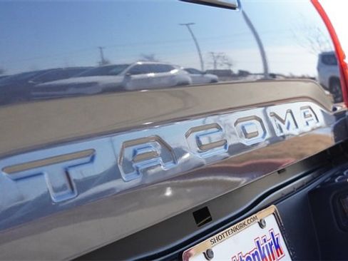 Used 2023 Toyota Tacoma SR image 12