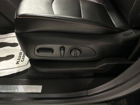 Used 2024 Chevrolet Equinox Premier image 13