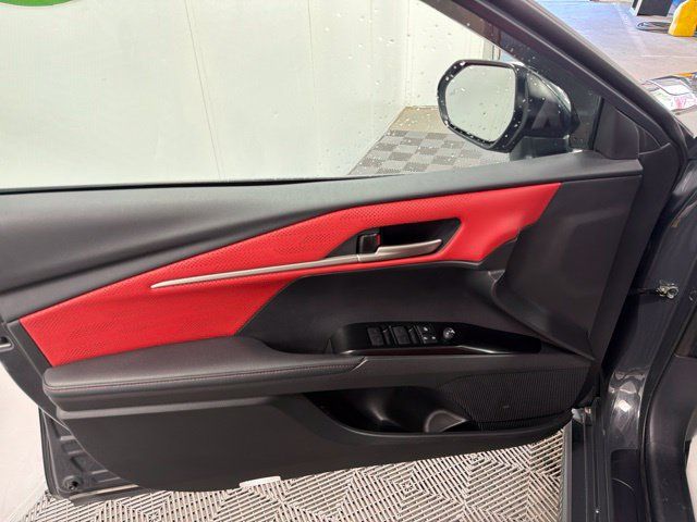 Used 2025 Toyota Camry XSE AWD/4WD image 14