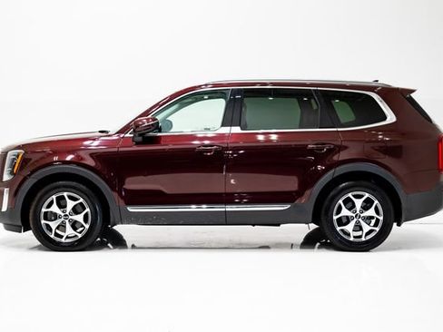 Used 2020 Kia Telluride EX AWD/4WD image 34