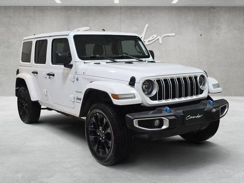 Used 2024 Jeep Wrangler Unlimited Sahara AWD/4WD image 2