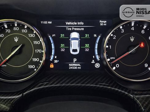 Used 2022 Maserati Quattroporte Modena RWD image 10