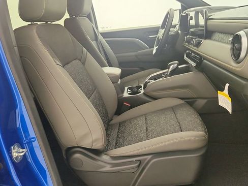 Used 2024 Chevrolet Colorado ZR2 w/ Technology Package image 31