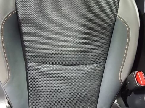 Used 2016 Subaru Crosstrek 2.0i Premium AWD/4WD image 14