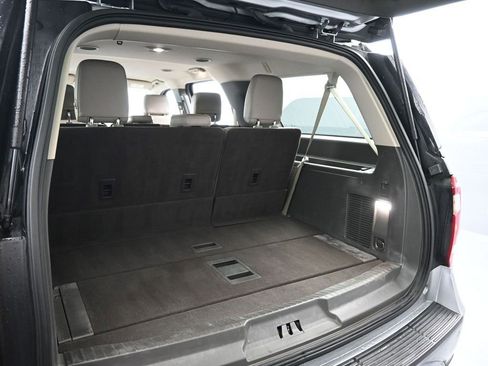 Used 2020 Ford Expedition Max XLT w/ FX4 Off-Road Package image 32