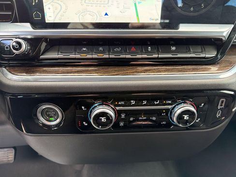 Certified 2022 GMC Sierra 1500 Elevation image 34