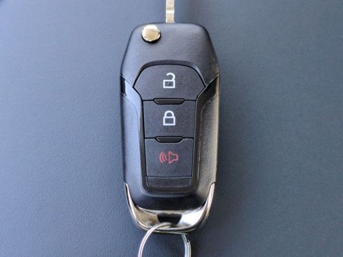 New 2026 Ford Maverick XL image 25